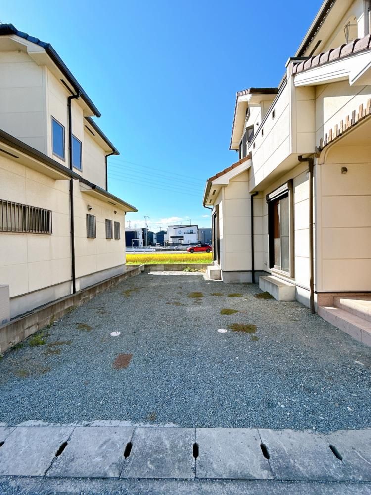 Renovated 4LDK House in Himeji Otsu Ward | 2,199万円 - Thumbnail 2