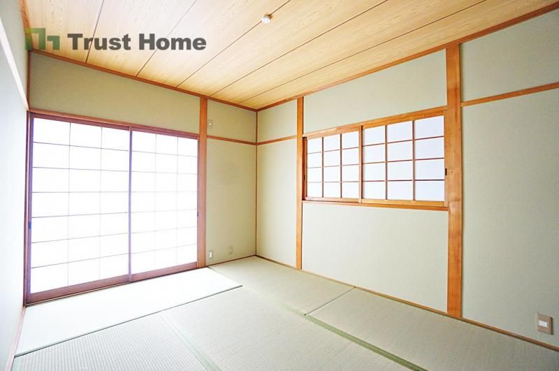 6LDK Renovated House for Sale in Kobe Suma Ward, Hyogo - Thumbnail 3