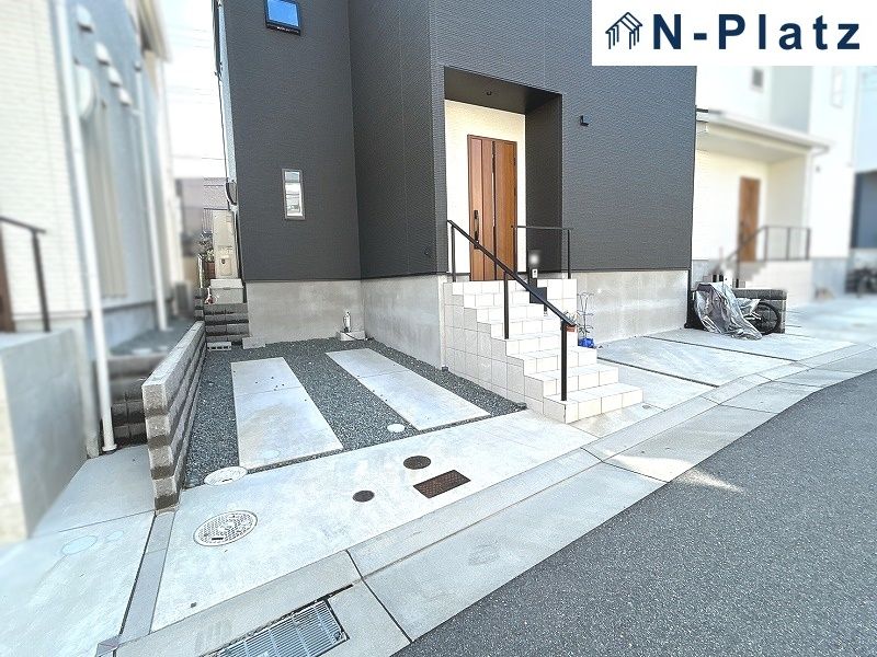 Modern 3SLDK House with Solar Power in Kobe's Suma Ward - Thumbnail 4