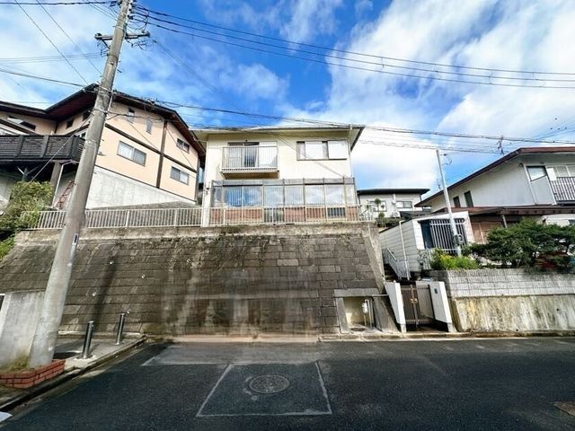 4SLDK House for Sale in Ikoma, Nara - 94.38 sqm - Thumbnail 3