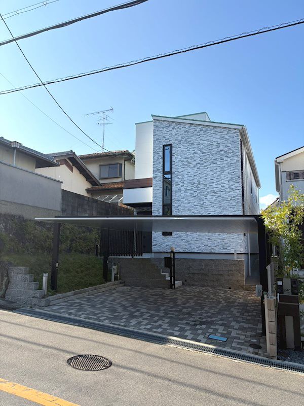 2021-Built Custom 3LDK House with Parking in Toyonaka, Osaka - Thumbnail 2