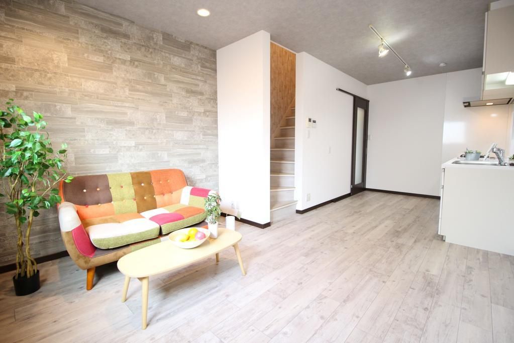 3LDK Detached House for Sale Near Kanzakigawa Station, Osaka - Thumbnail 3