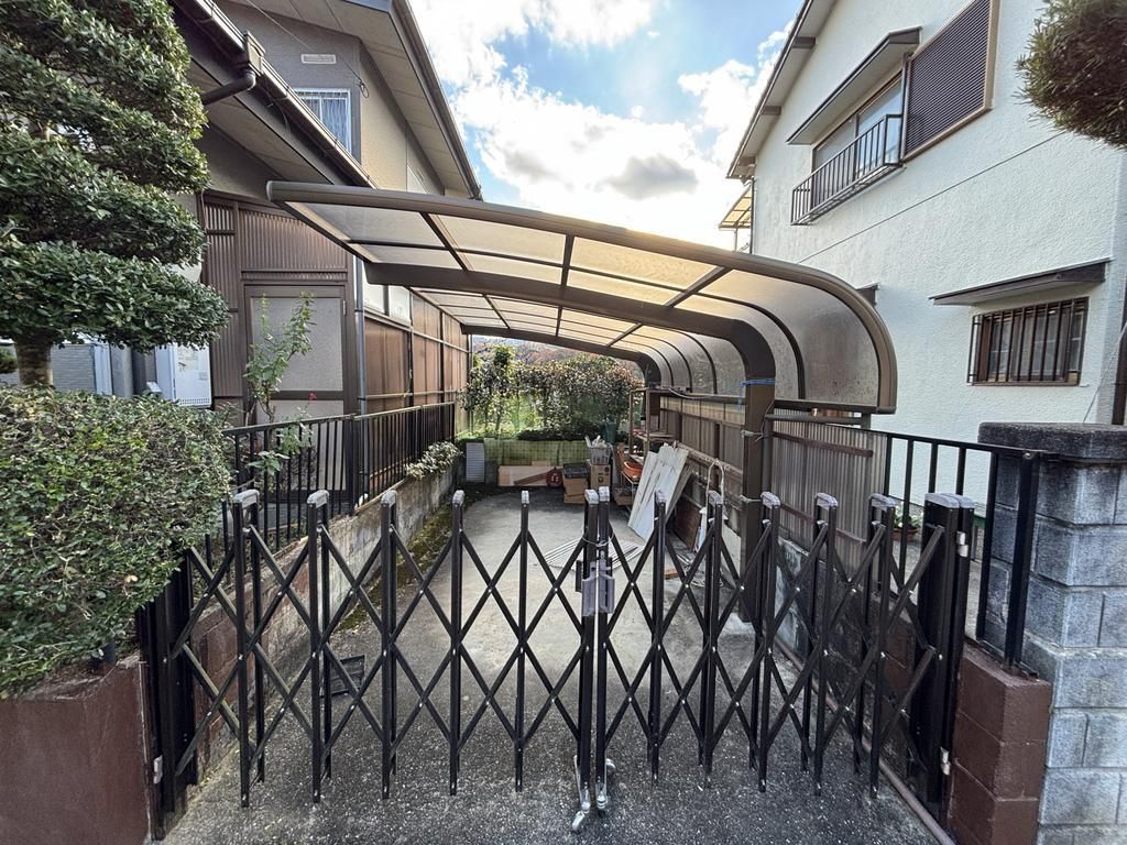 3LDK House with Panoramic Views in Inagawa, Hyogo - Thumbnail 2