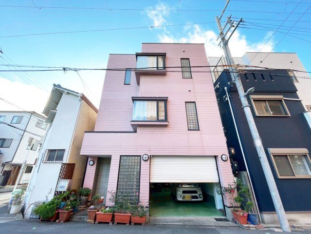 5SLDK House for Sale in Nishiyodogawa-ku, Osaka - 280 sqm - Thumbnail 4