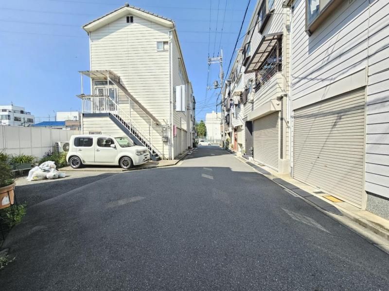 4LDK Detached House for Sale in Kadoma, Osaka - Thumbnail 2