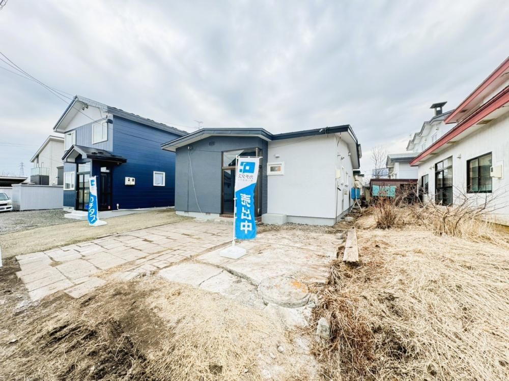 Renovated 3LDK Single-Story House in Kushiro, Hokkaido - Image 1