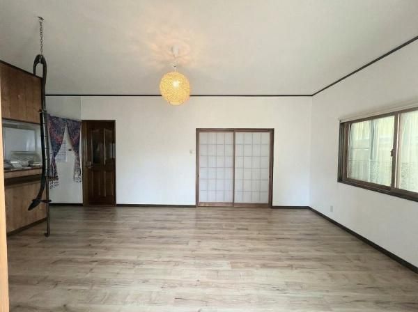 4SLDK Family Home with 2 Car Parks in Kobe Tarumi Ward - Thumbnail 2