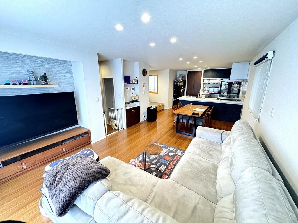 Modern 3SLDK House in Kato City, Hyogo - 105sqm - Thumbnail 2