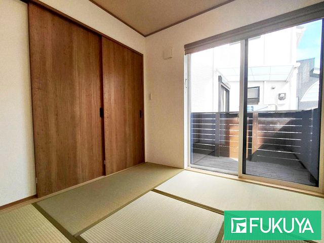 4LDK Detached House for Sale in Himeji, Hyogo - 8 Min Walk to Gichaku Station - Thumbnail 4
