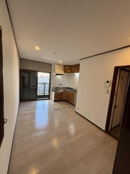 Renovated 3DK House Near Station in Miyakojima Ward, Osaka - Thumbnail 3