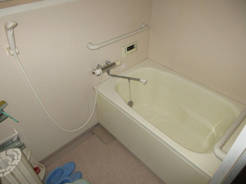 4DK Used House for Sale in Matsubara City, Osaka - Thumbnail 3