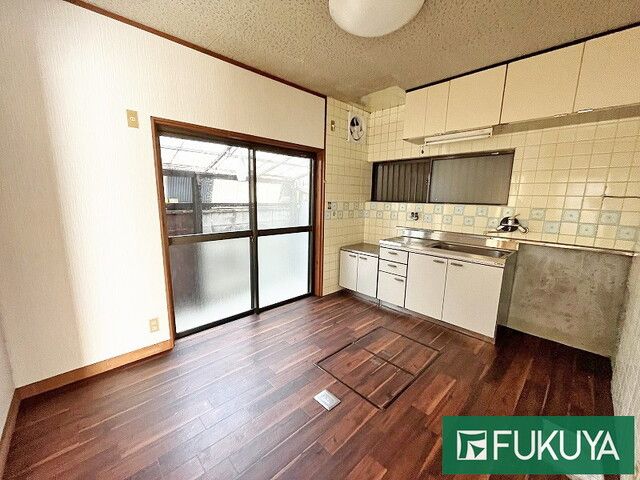 4DK Detached House for Sale in Yamashina, Kyoto - Thumbnail 4