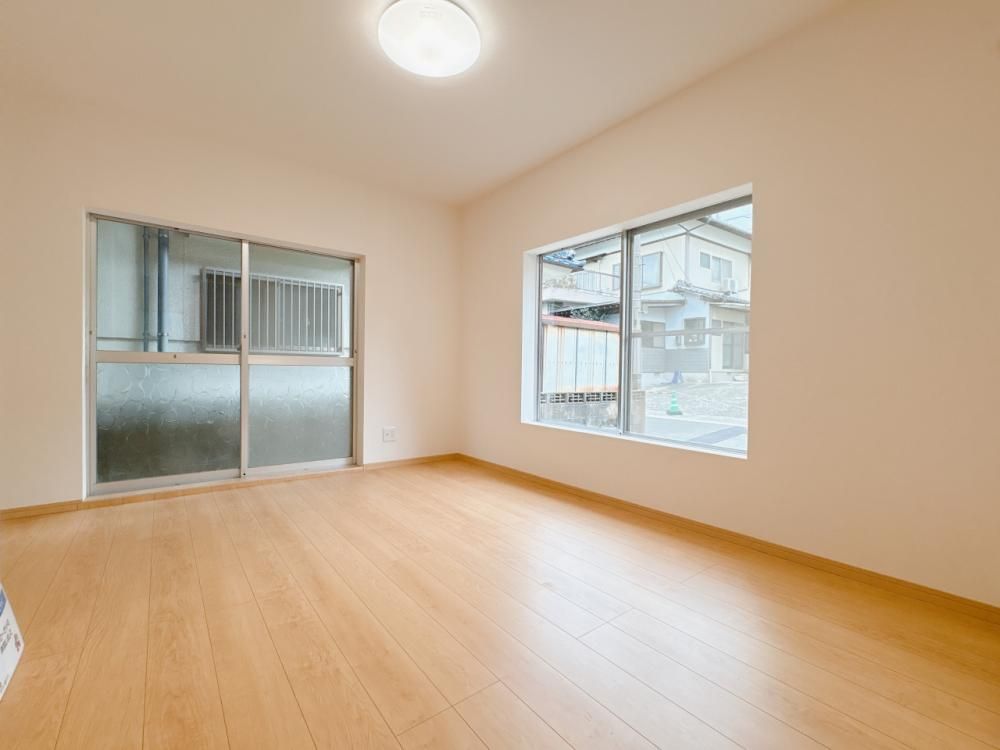 Renovated 3LDK House in Shimonoseki Nagafu | 1599万 Yen - Thumbnail 3