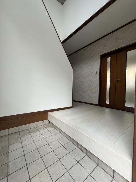 Renovated 4LDK Wooden House for Sale in Uji, Kyoto - Image 1