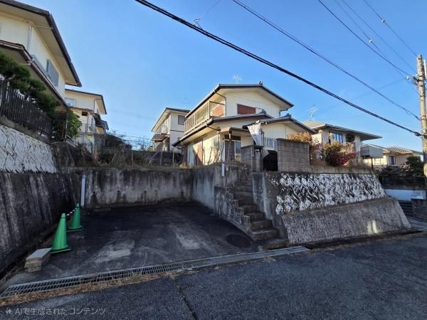4DK House for Sale in Kawachinagano, Osaka - 7,000,000 Yen - Thumbnail 2