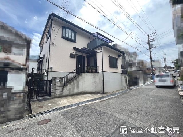 4LDK House for Sale in Kobe Nagata Ward with Recent Renovations - Image 1