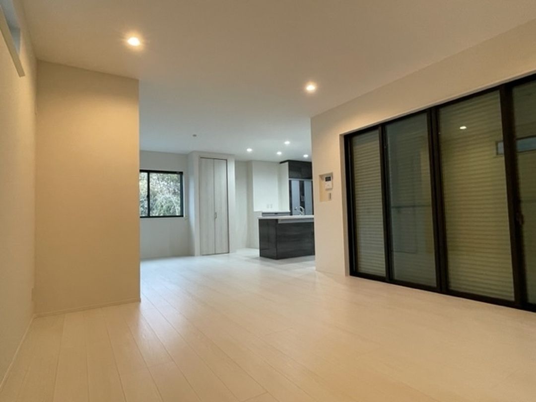 3LDK Modern Detached House in Yawata, Kyoto - 113sqm - Thumbnail 2