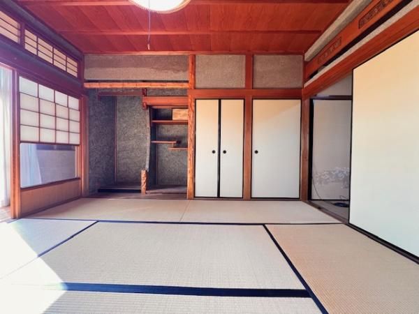 7DK House in Iwade, Wakayama - 178.49 sqm on 654.87 sqm Lot - Thumbnail 4