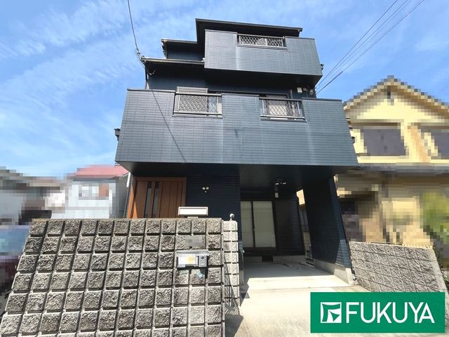 Renovated 3LDK House for Sale Near Takatori Station, Kobe - Thumbnail 2