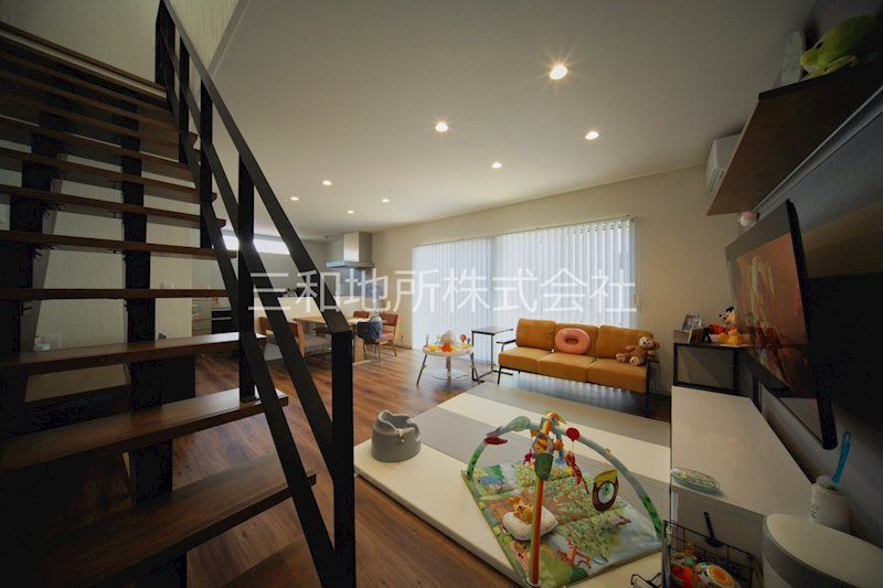 Modern 3LDK House in Shimonoseki's Longfu | 2022 Build | 3 Parking - Thumbnail 4