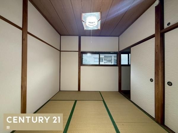 Renovated 3LDK House with Garden in Wakayama City - 84.43m² - Thumbnail 4
