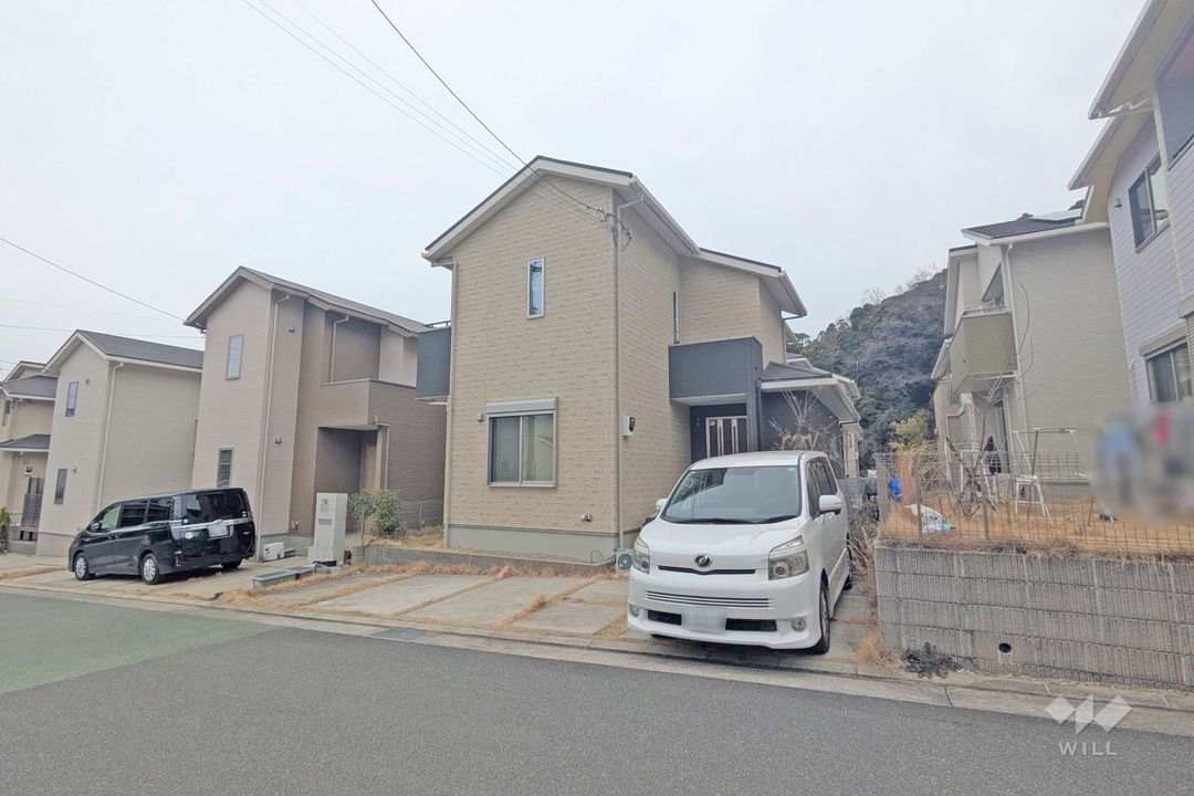 2020-Built 4LDK House with Solar Power in Ibaraki, Osaka - Thumbnail 2