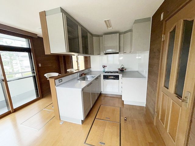 3LDK Steel House for Sale in Mikage, Kobe - 97.46 sqm - Thumbnail 4