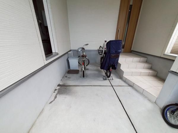 Modern 3SLDK House for Sale in Osaka Nishinari, Near Nishi-Tengachaya Station - Thumbnail 3