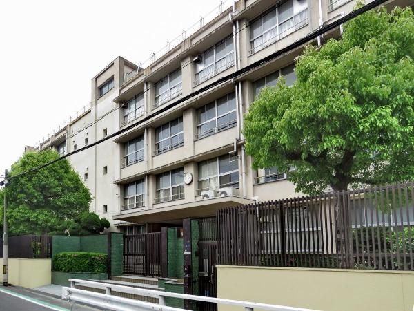 Modern 3SLDK House for Sale in Osaka Nishinari, Near Nishi-Tengachaya Station - Thumbnail 2
