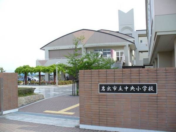4LDK House for Sale in Iwade, Wakayama - 88.21 sqm - Thumbnail 4