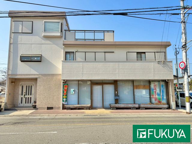 Shop House for Sale in Himeji with 6SLDK Layout and 5 Parking Spaces - Thumbnail 2