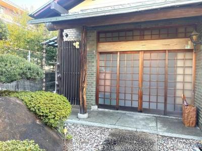 10LDK House for Sale in Hirakata, Osaka – 215 m² — House, Hirakata, Osaka