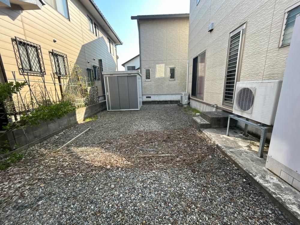 4LDK Detached House for Sale in Tsurugi, Ishikawa with Warranty - Thumbnail 2