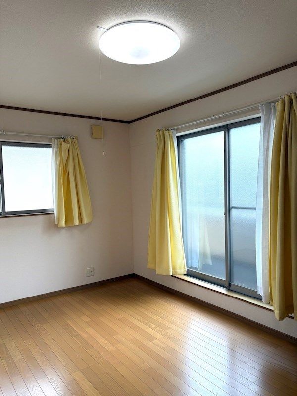 4DK House for Sale in Meimei-cho, Mie Prefecture - Thumbnail 3