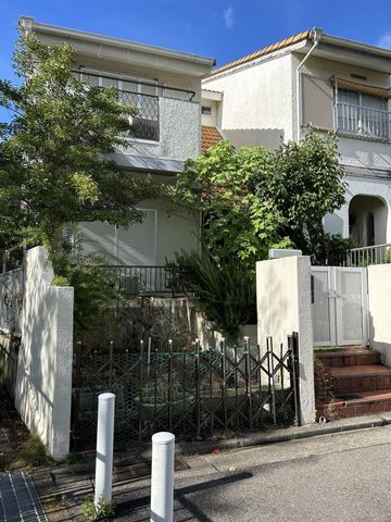 Kami no Tani 4-chome Terrace House in Kobe, Hyogo | 4DK - Thumbnail 2
