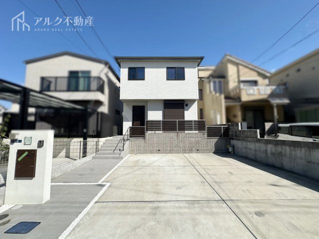 Modern 4SLDK House in Amagasaki, Hyogo | Renovated 2021 Build - Thumbnail 3