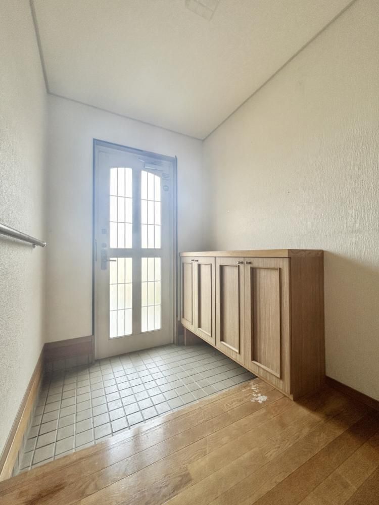 5LDK House for Sale in Kashiba, Nara - 119.50 sqm - Thumbnail 2