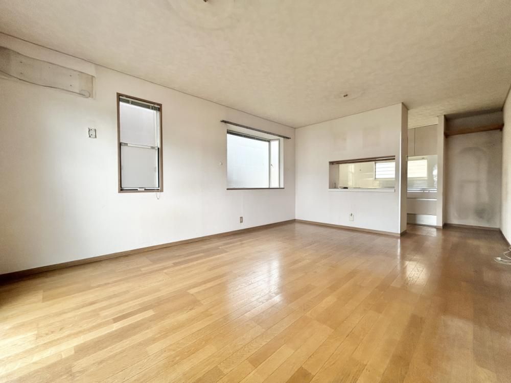 5LDK House for Sale in Kashiba, Nara - 119.50 sqm - Thumbnail 4