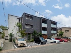 Comfort Suizenji 3LDK Apartment Near Shin-Suizenji Station - Image 1