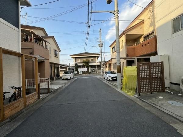 4LDK House for Sale in Kaizuka, Osaka - 93.56 sqm - Thumbnail 2