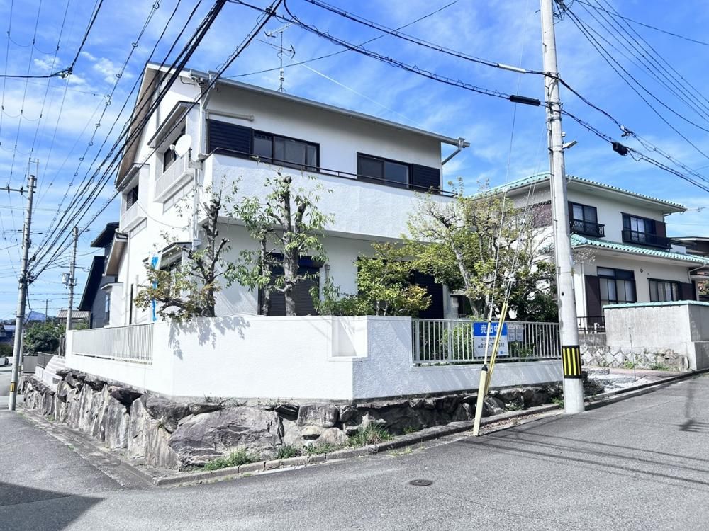 6LDK House for Sale in Kawanishi, Hyogo - 146.59 sqm - Thumbnail 2
