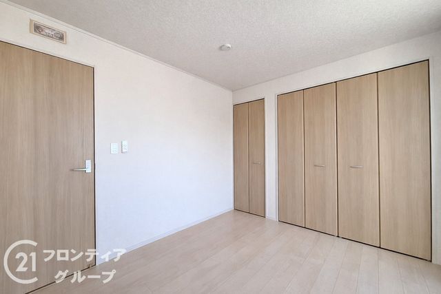 4LDK Detached House for Sale in Kadoma, Osaka - Thumbnail 4