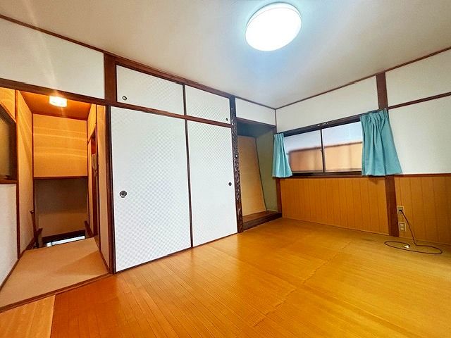 5DK Family Home near Nishi-Suzurandai Station, Kobe - Thumbnail 2