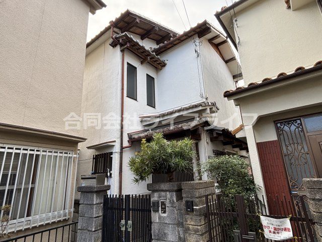 3DK Detached House for Sale in Yamatokoriyama, Nara - Thumbnail 2