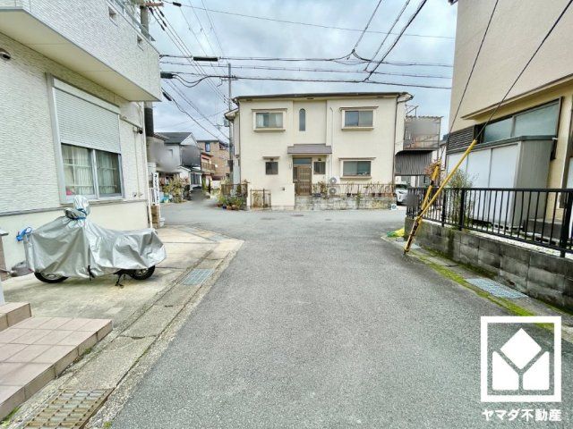 2SLDK House for Sale in Kugayama, Kyoto Prefecture - Thumbnail 2