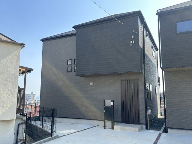 4LDK New Build House near JR Tarumi Station, Kobe - Thumbnail 2