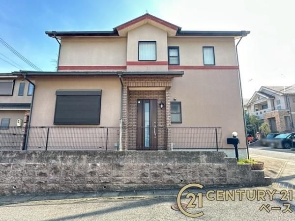 3LDK House for Sale in Kashiba, Nara - 108.47 sqm - Thumbnail 2