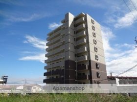 Royal Comfort Hikarinomori Apartment in Kita-ku, Kumamoto - Thumbnail 3