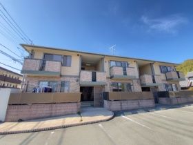 Royal Comfort Hikarinomori Apartment in Kita-ku, Kumamoto - Thumbnail 2