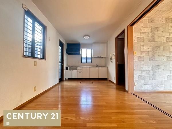 5SLDK House for Sale in Kinokawa, Wakayama – 120.83 sqm - Thumbnail 4